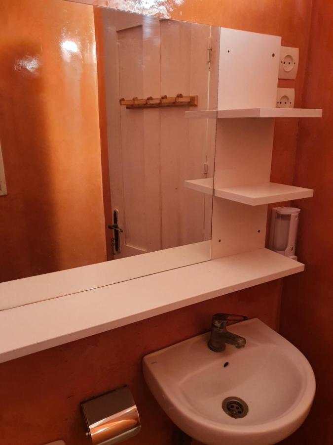 Loubana Hotel